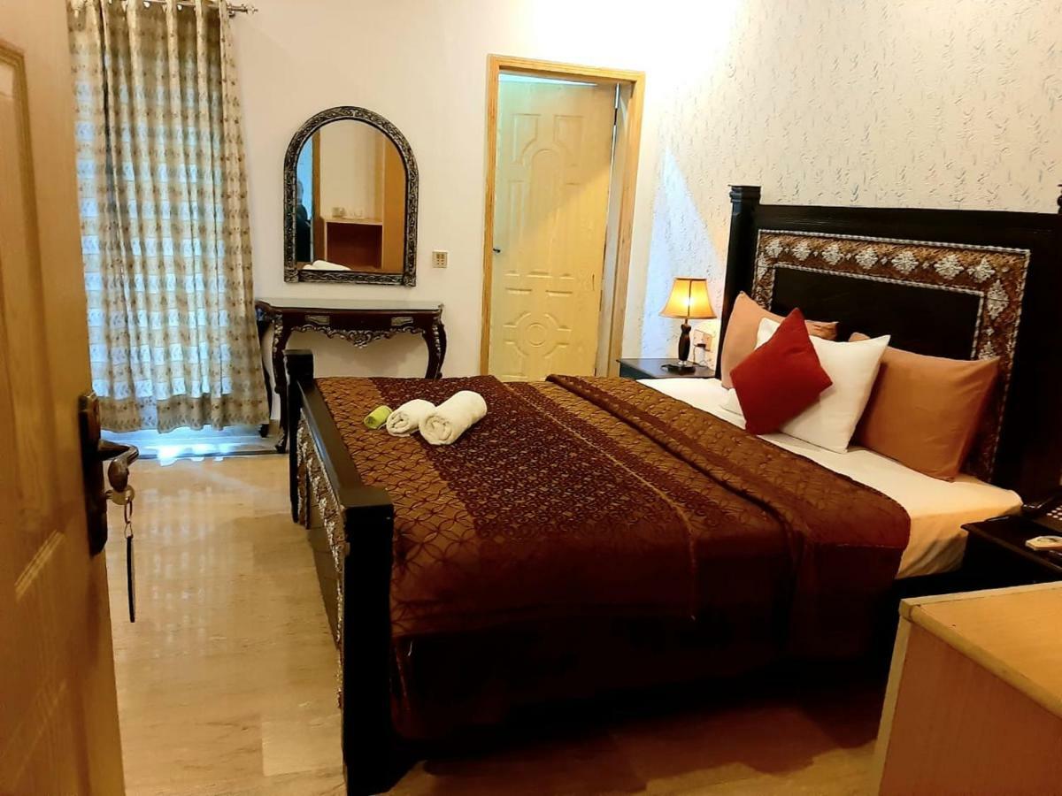 Hotel Park View لاهور الغرفة الصورة